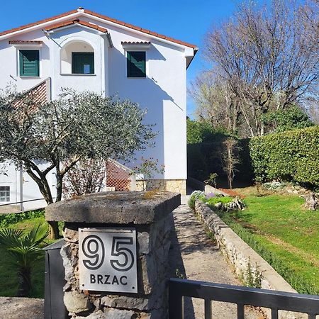 Apartmani Skrnjug Brzac Экстерьер фото